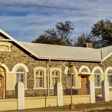 Schuetzenhaus Guesthouse Keetmanshoop Esterno foto