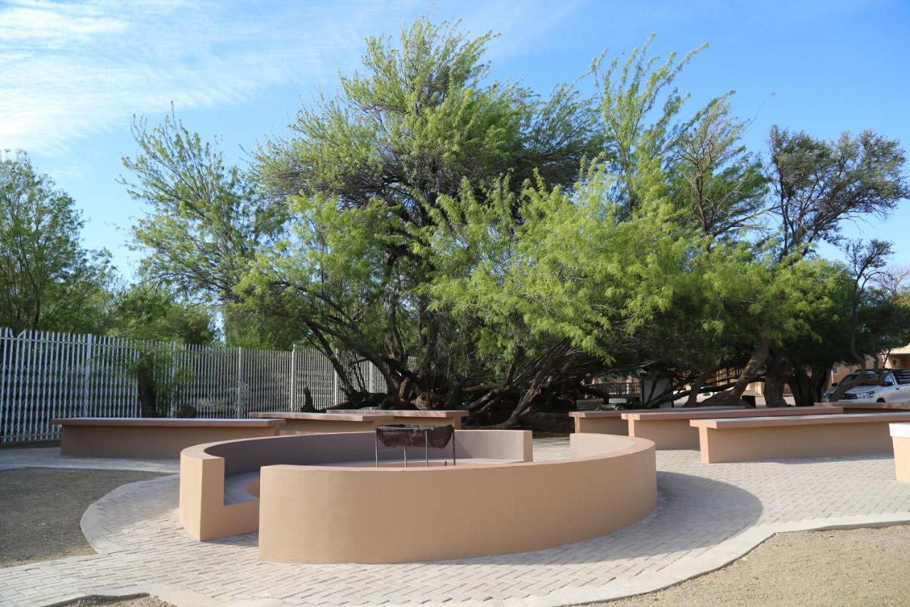 Schuetzenhaus Guesthouse Keetmanshoop Esterno foto