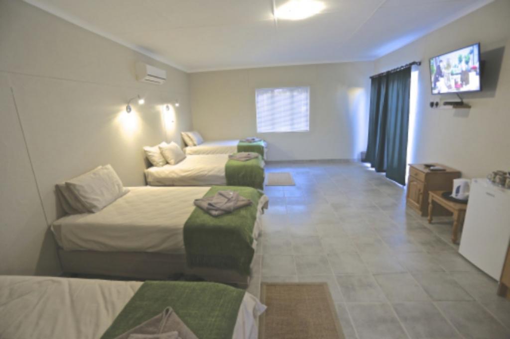 Schuetzenhaus Guesthouse Keetmanshoop Esterno foto